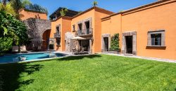Casa Encantada