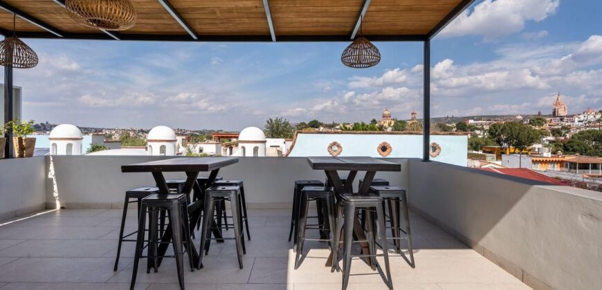 Casa Colina Roja